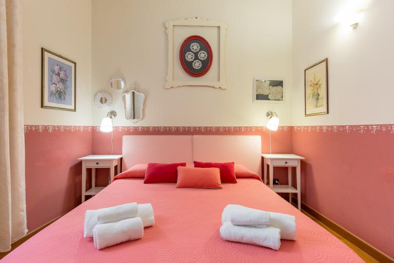 like romeo suites and apartment